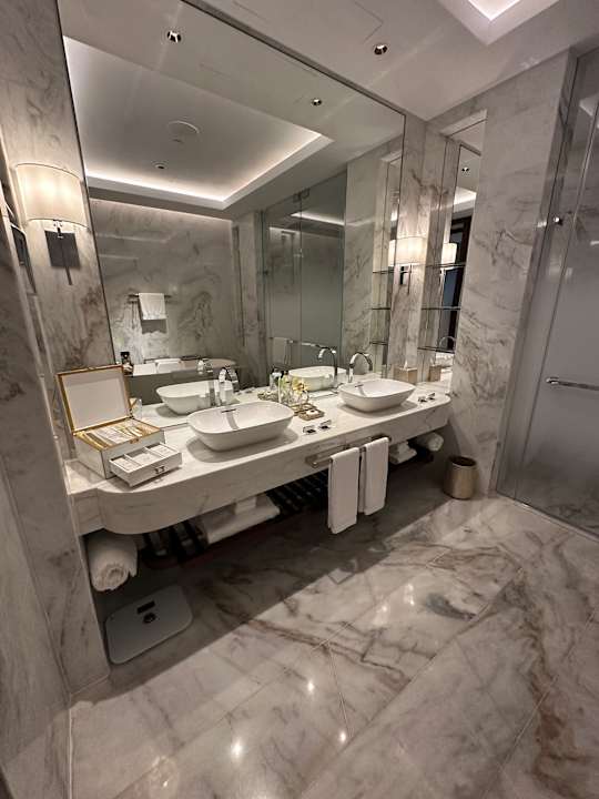 Zimmer Atlantis The Royal