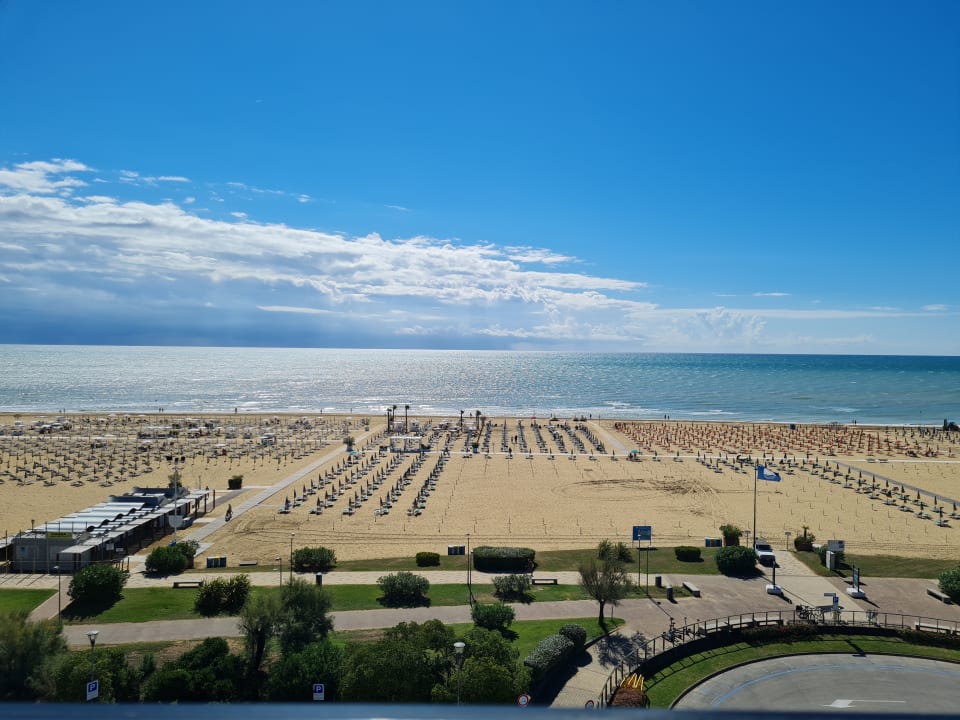 Außenansicht Hotel Montecarlo