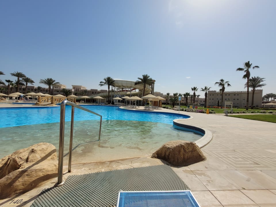 Pool Beach Albatros Resort