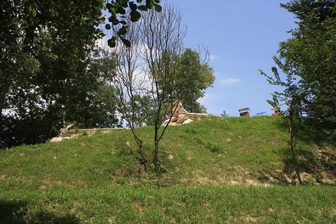 Liegeplatz am Pool Residence il Ruscello