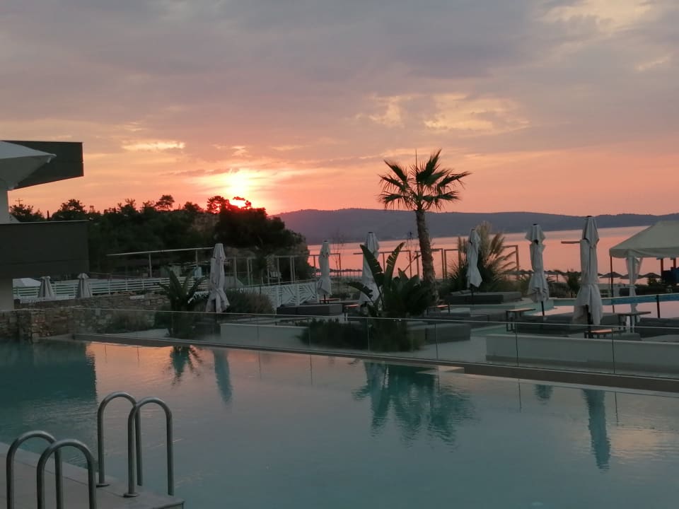 Pool Blue Dream Palace