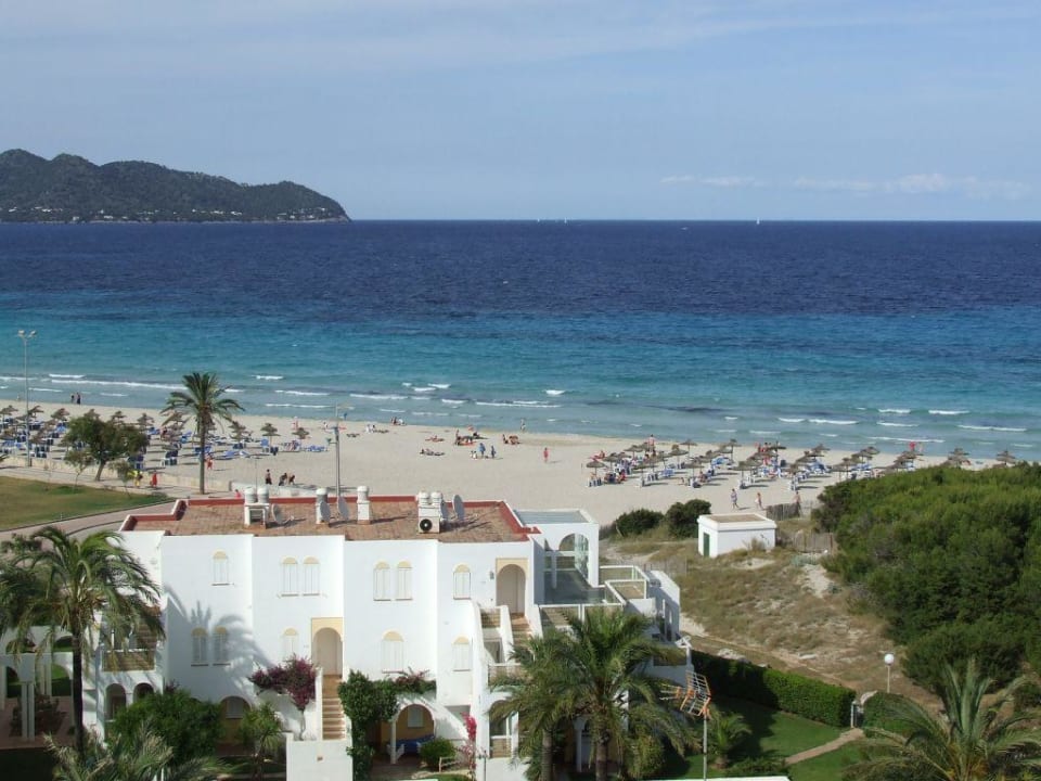 Blick zum Strand Hipotels Bahia Grande