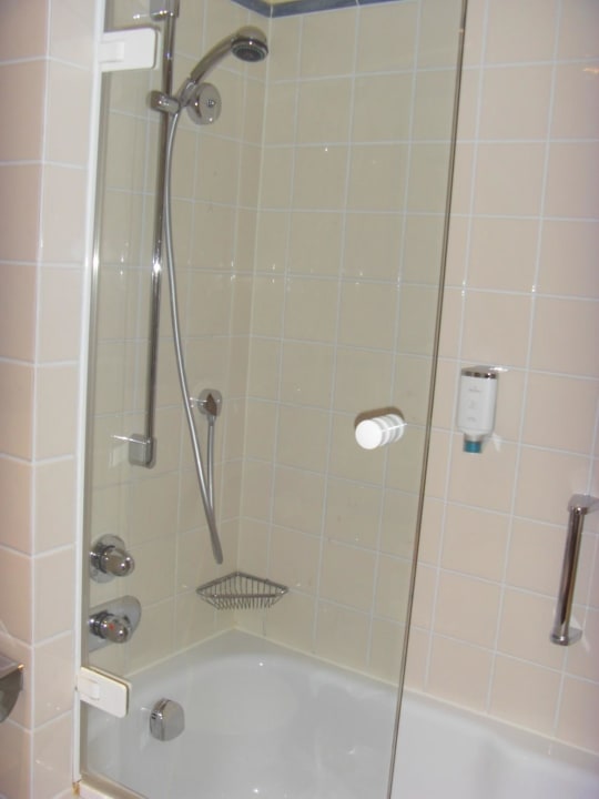 Badewanne mit Dusche Dorint Strandhotel Binz