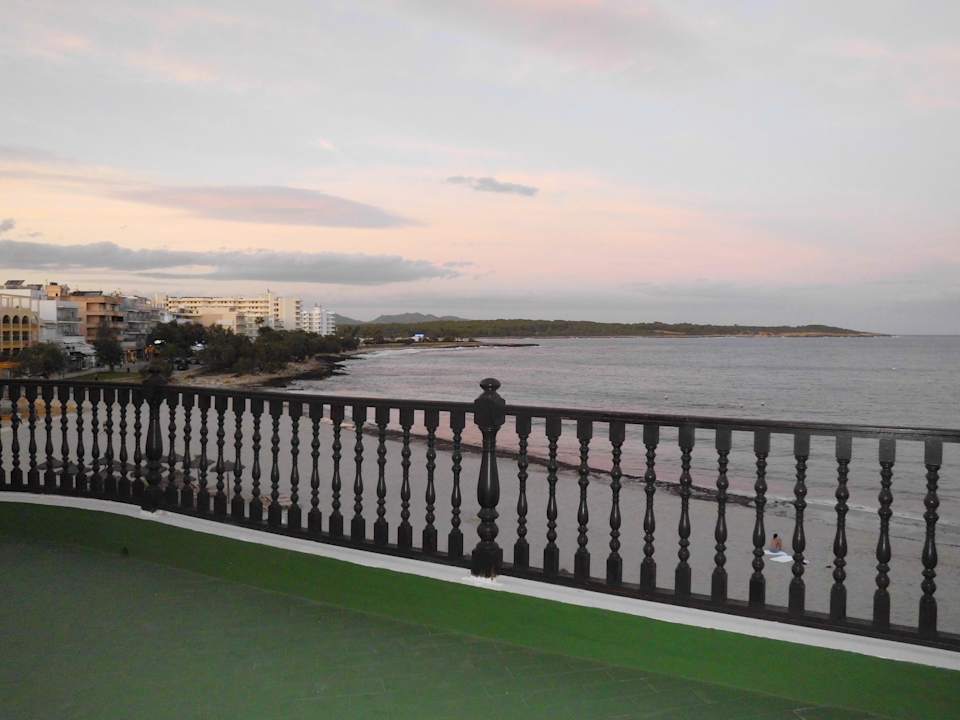 Strand Hotel Club S'Illot