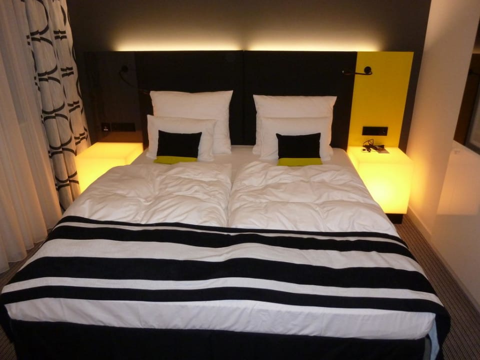 Bett Vienna House by Wyndham Andel's Berlin