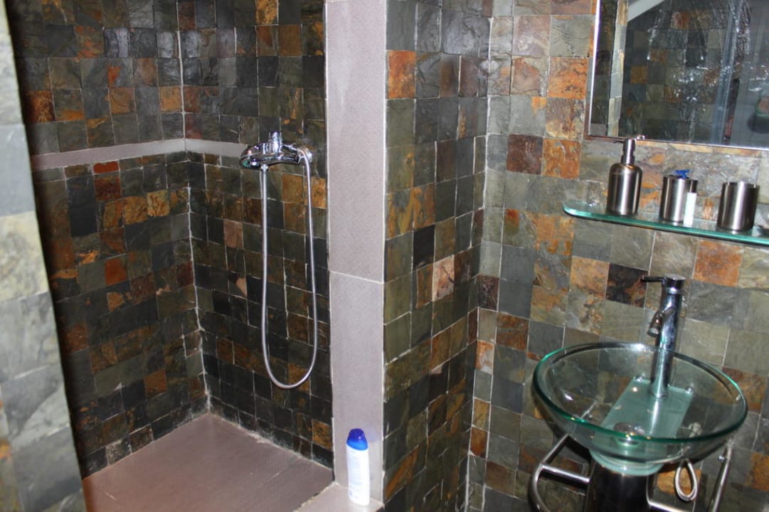 Baño 2 Tres Bandeiras Guest House B&B