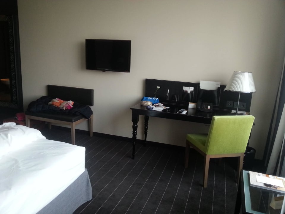 Schreibtisch Mövenpick Hotel Stuttgart Airport