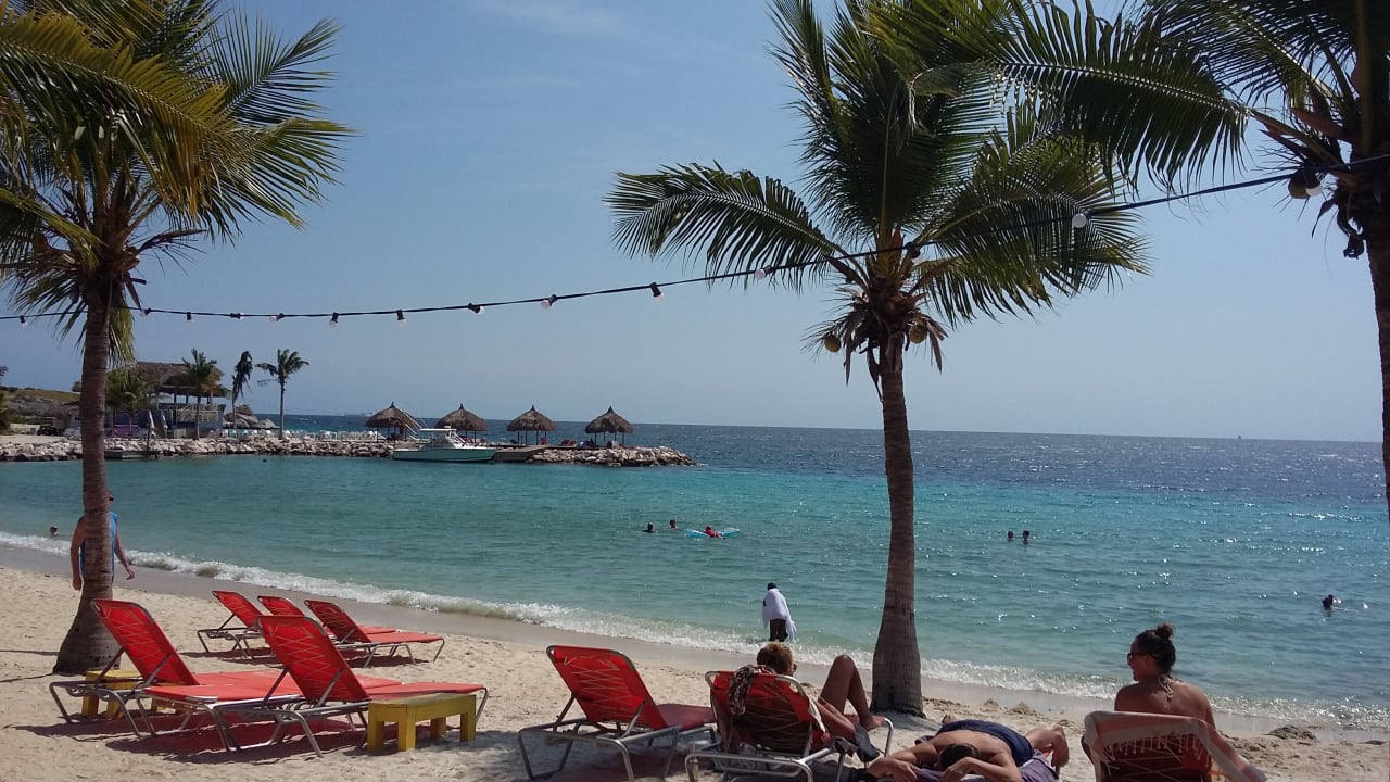 Strand Blue Bay Lodges - Sunny Curacao