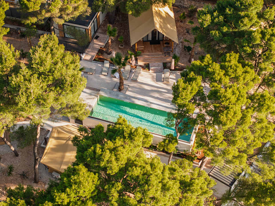 Pool Waterman Beach Village camp & Glamping