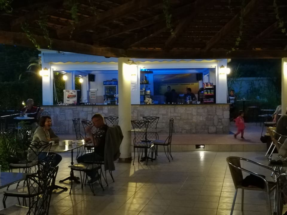 Gastro Hotel Chrousso Village