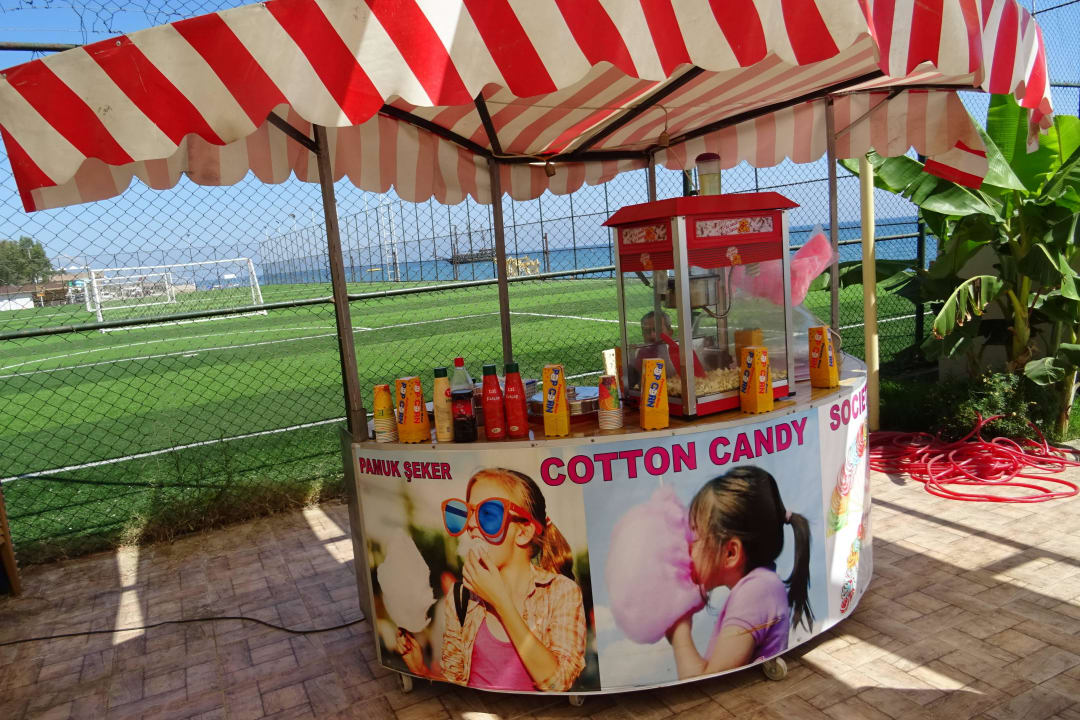 Popcorn gab es auch Alan Xafira Deluxe Resort & Spa