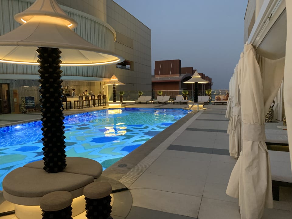 Pool Andaz Dubai The Palm, by Hyatt