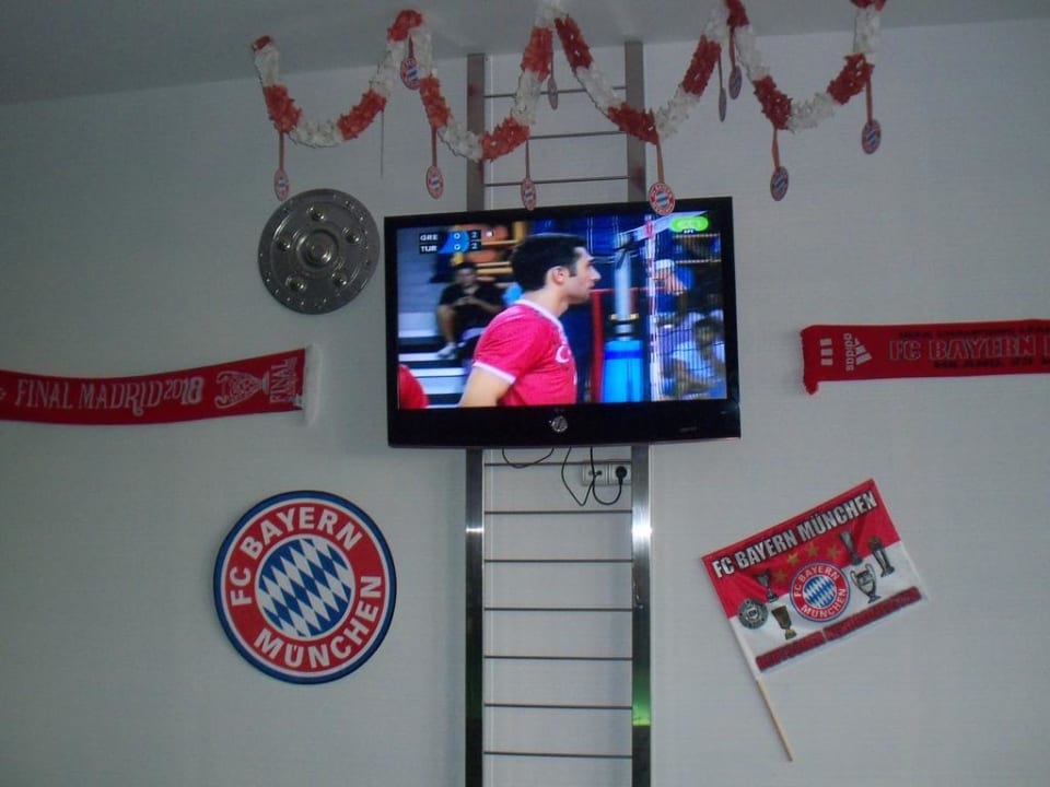 Dekoration der Blue-Moon Bar Atlantica Mikri Poli Crete