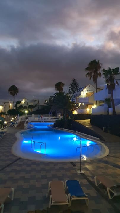 Pool Apartamentos LIVVO Morromar