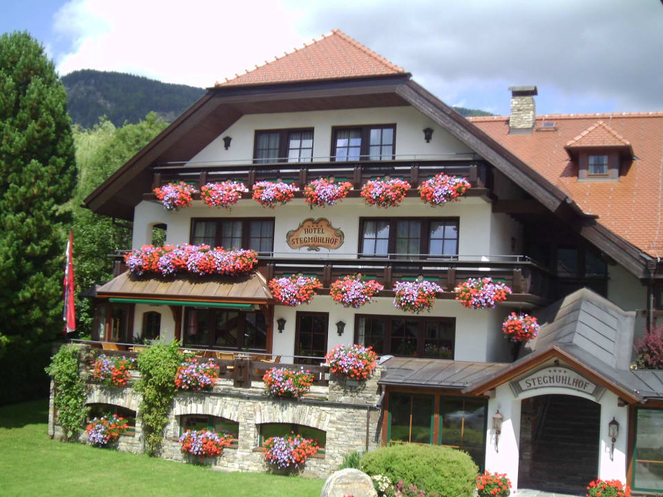 Stegmühlhof im Sommer Hotel Stegmühlhof