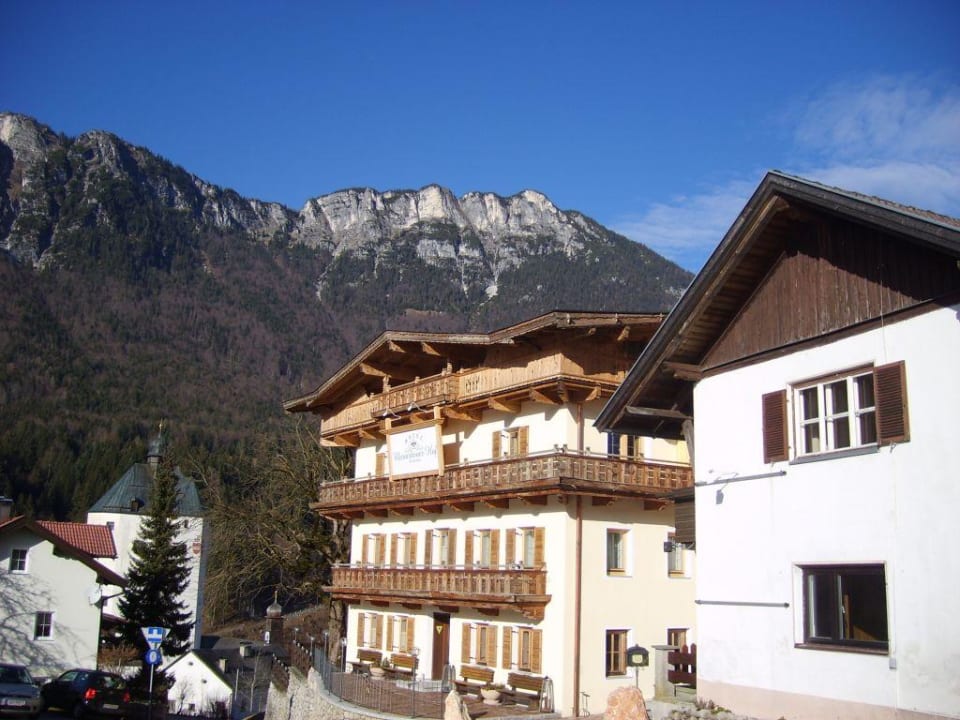 Das Hotel von vorne Hotel und Chalet's Mariasteinerhof