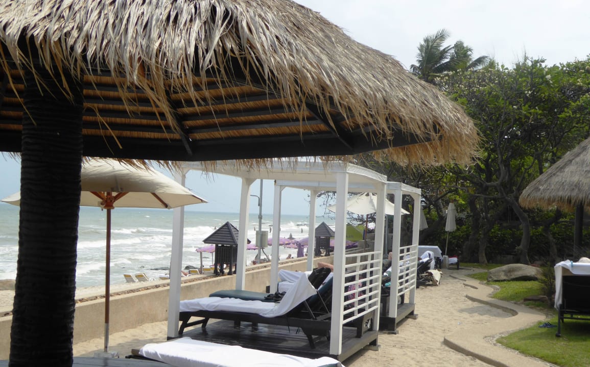 Liegen am Rande zum Meer Hilton Hua Hin Resort & Spa