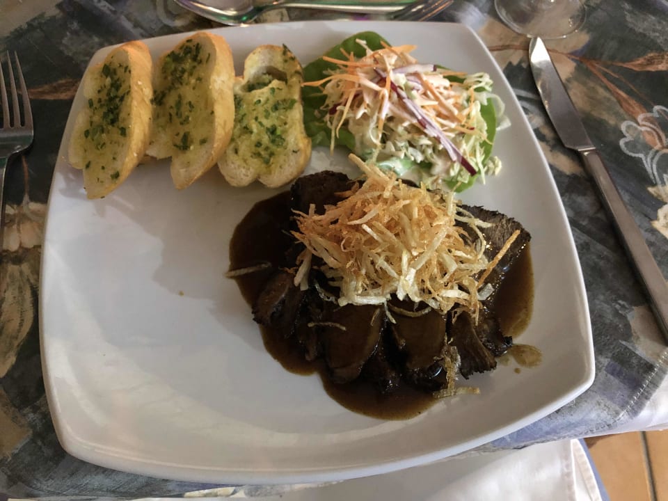 Gastro Gold Beach Resort