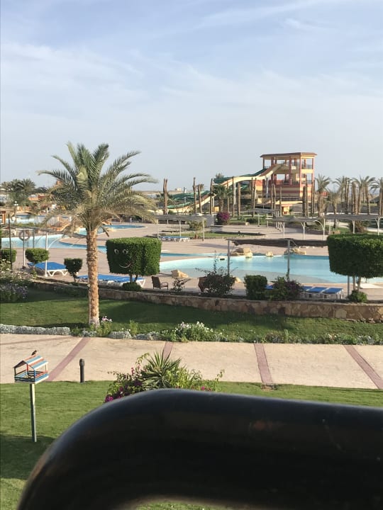 Mit Pool und Kinder Rutschbahn! Ein Eldorado! Malikia Resort Abu Dabbab