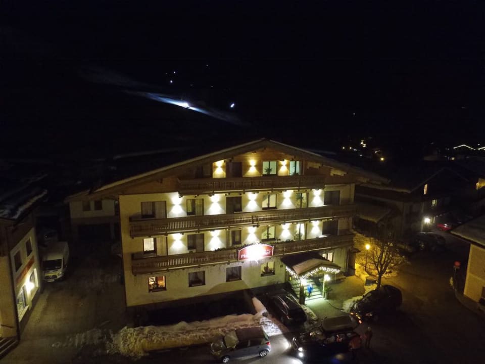Außenansicht Pension Pinzgauer Hof