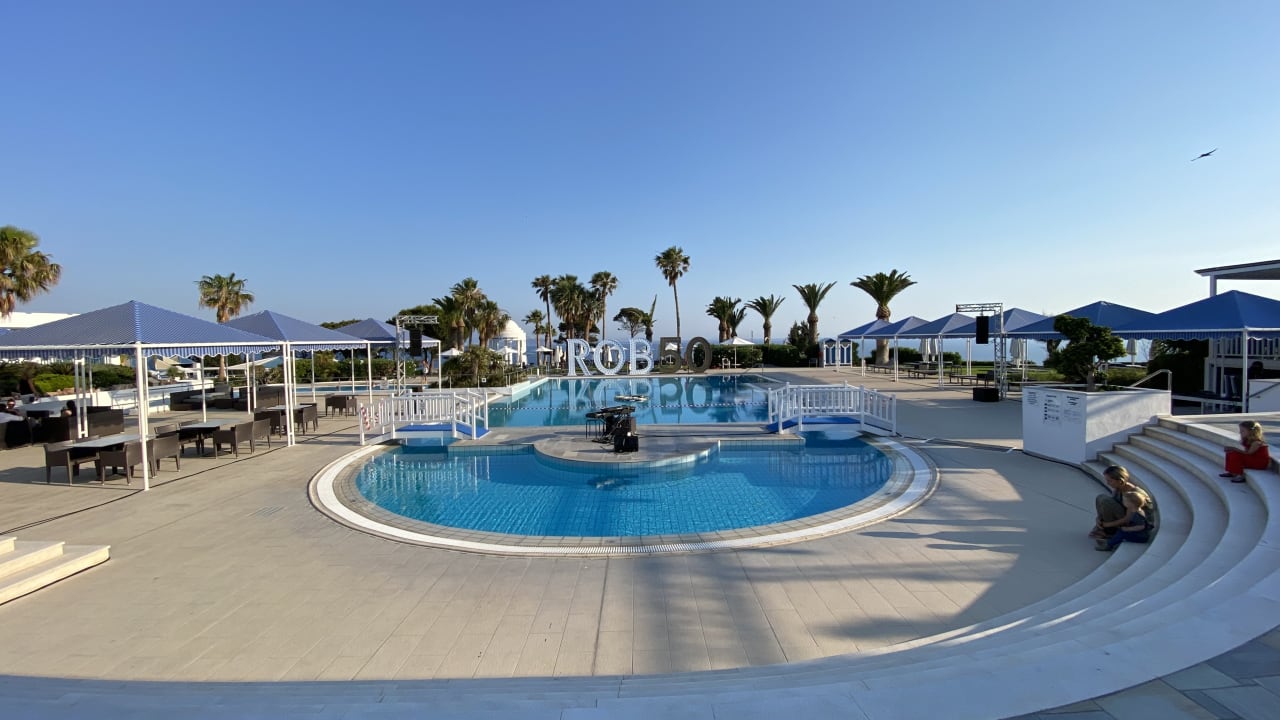 Pool ROBINSON DAIDALOS