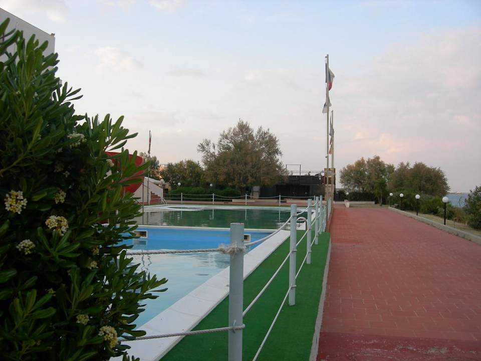 Бассейн отеля Hotel Park Siracusa Sicily