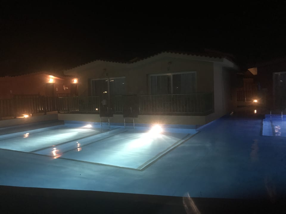 Pool Hotel Titanic Palace