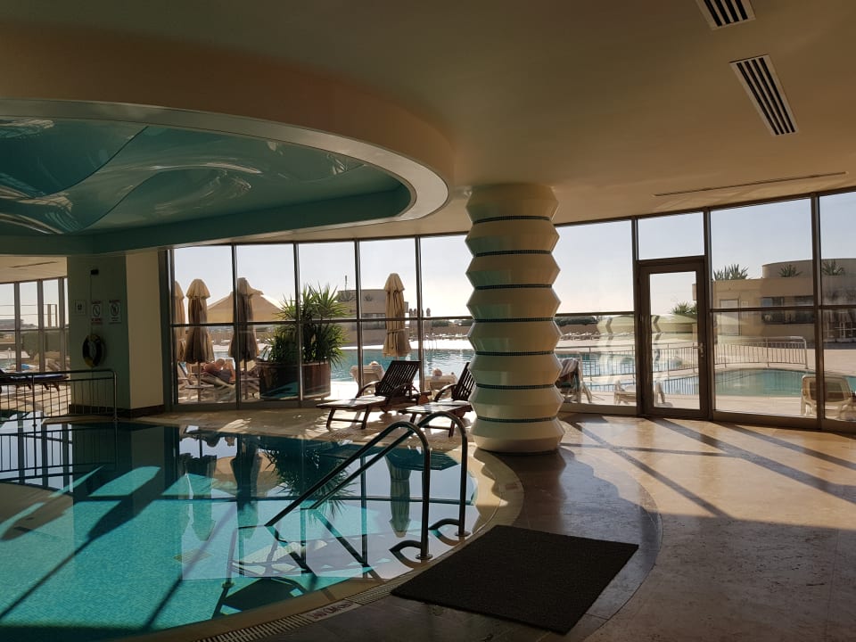 Pool Melas Resort Hotel