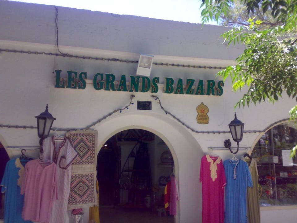 Der Hotelbazar The Orangers Beach Resort and Bungalows