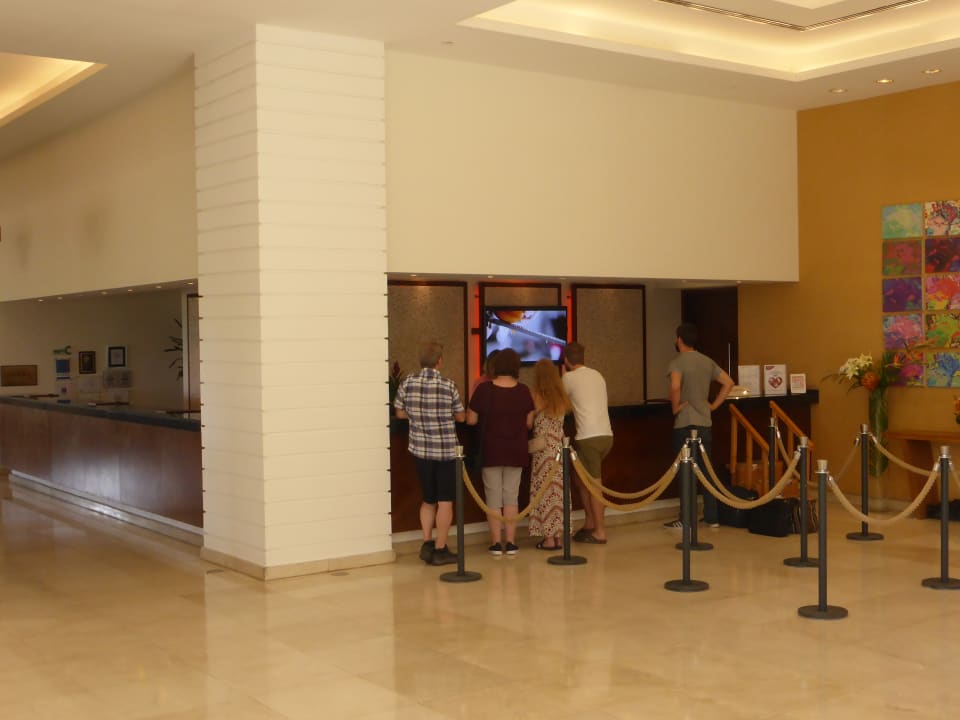 Lobby Mövenpick Resort Tala Bay Aqaba