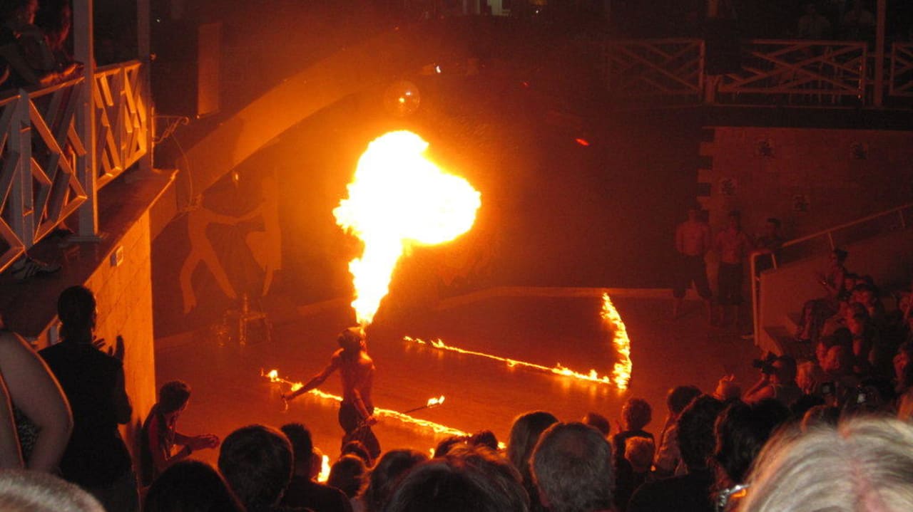 Abendshow Seaden Corolla Hotel