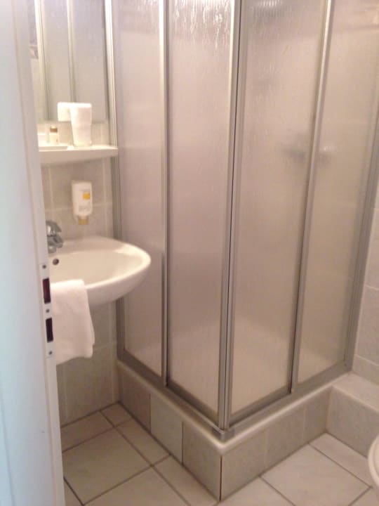 Bad Hotel Wilder Mann