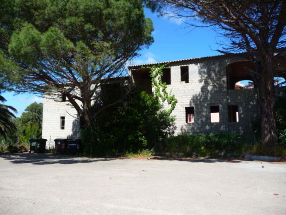 Ausblick auf Bauruine Hotel Dolce Vita