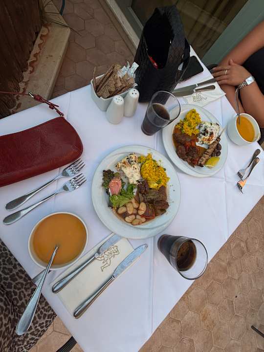 Gastro Bella Beach Hotel