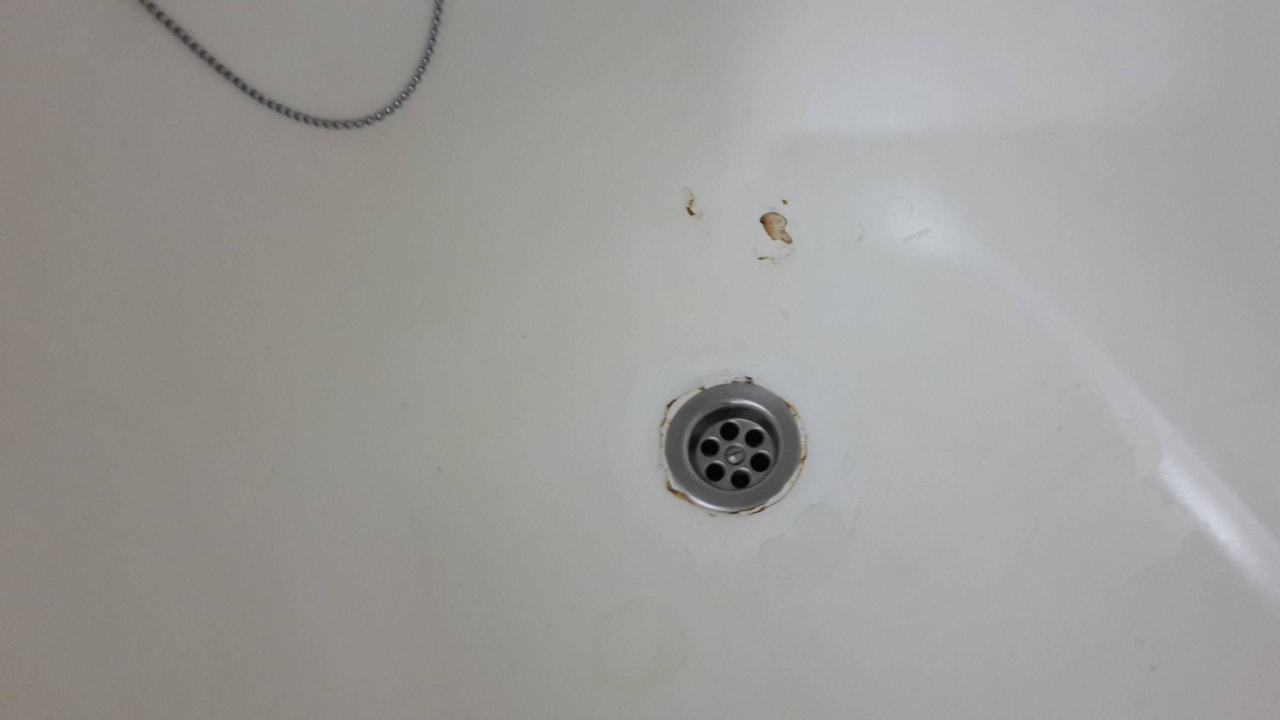 Abgeplatzte Stellen in der Badewanne, rostig Suites & Villas by Dunas