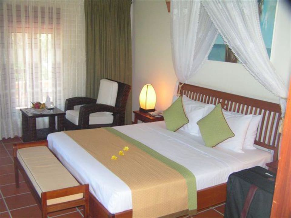 Das Zimmer des "Pool-View Bungalow" Palm Garden Beach Resort & Spa