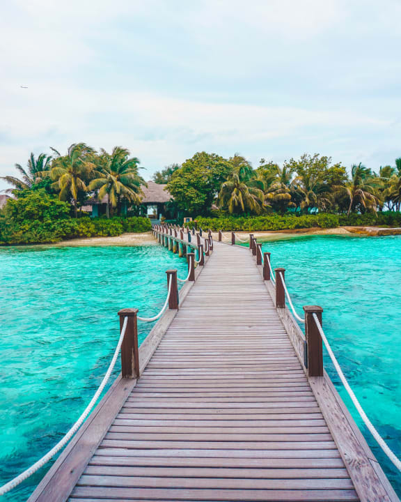 Außenansicht Sheraton Maldives Full Moon Resort & Spa