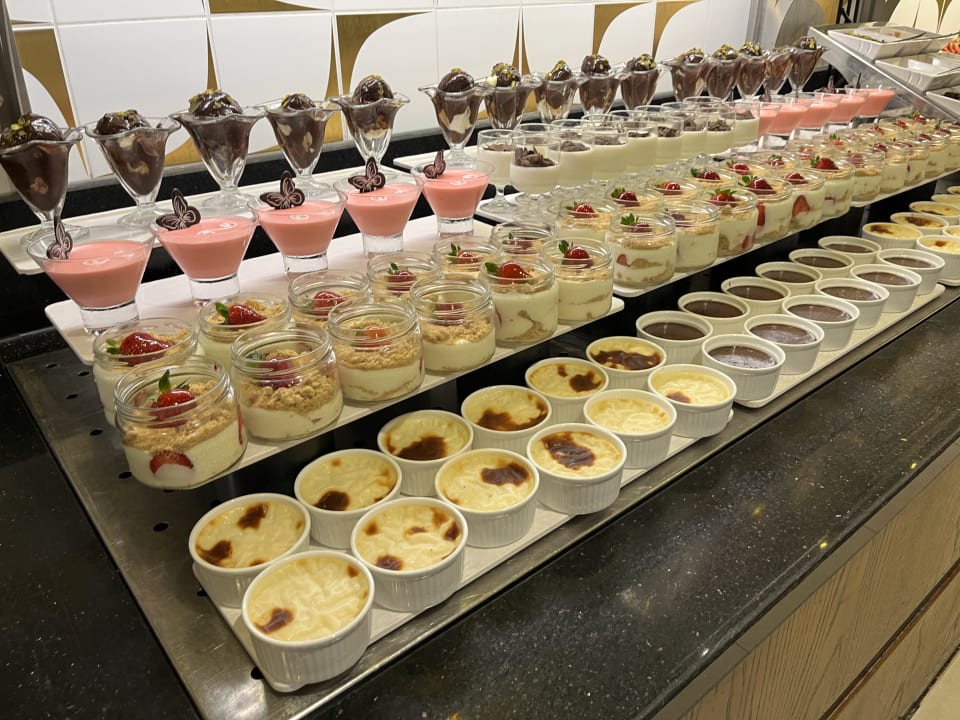 Gastro Xanadu Resort Hotel