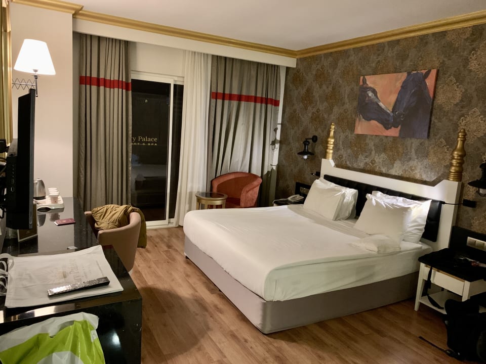 Zimmer Mary Hotel Side