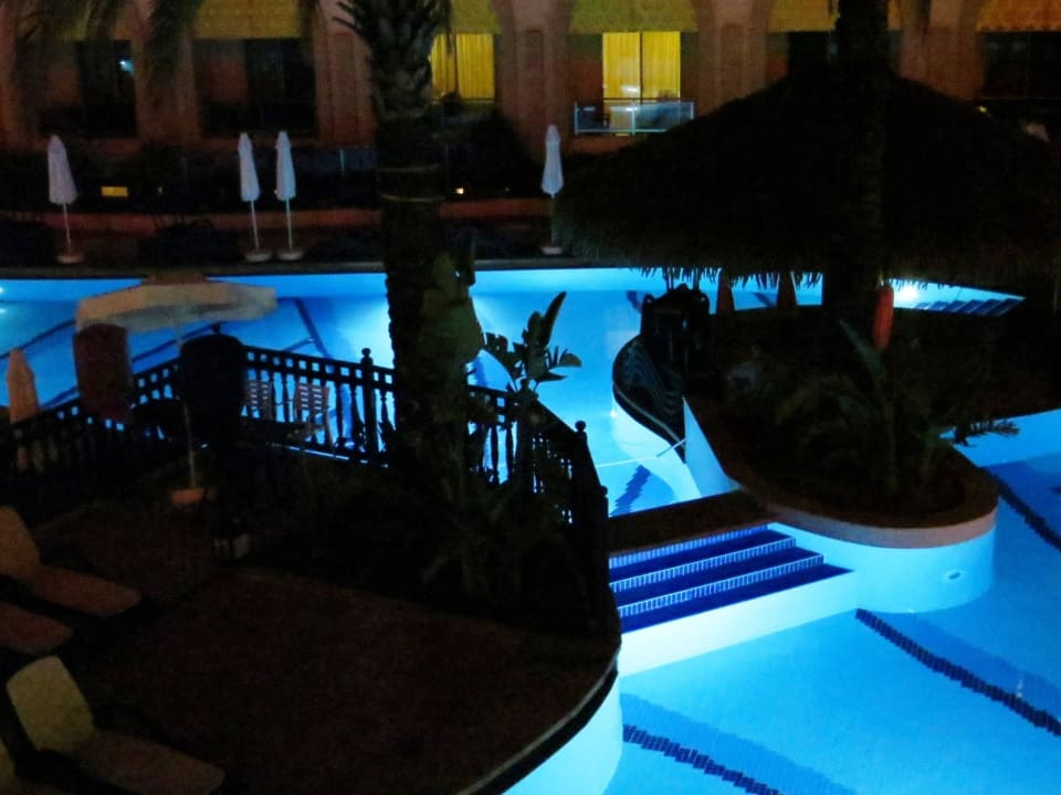 Pool (ehemaliger Pool des Select) Well Palace Side