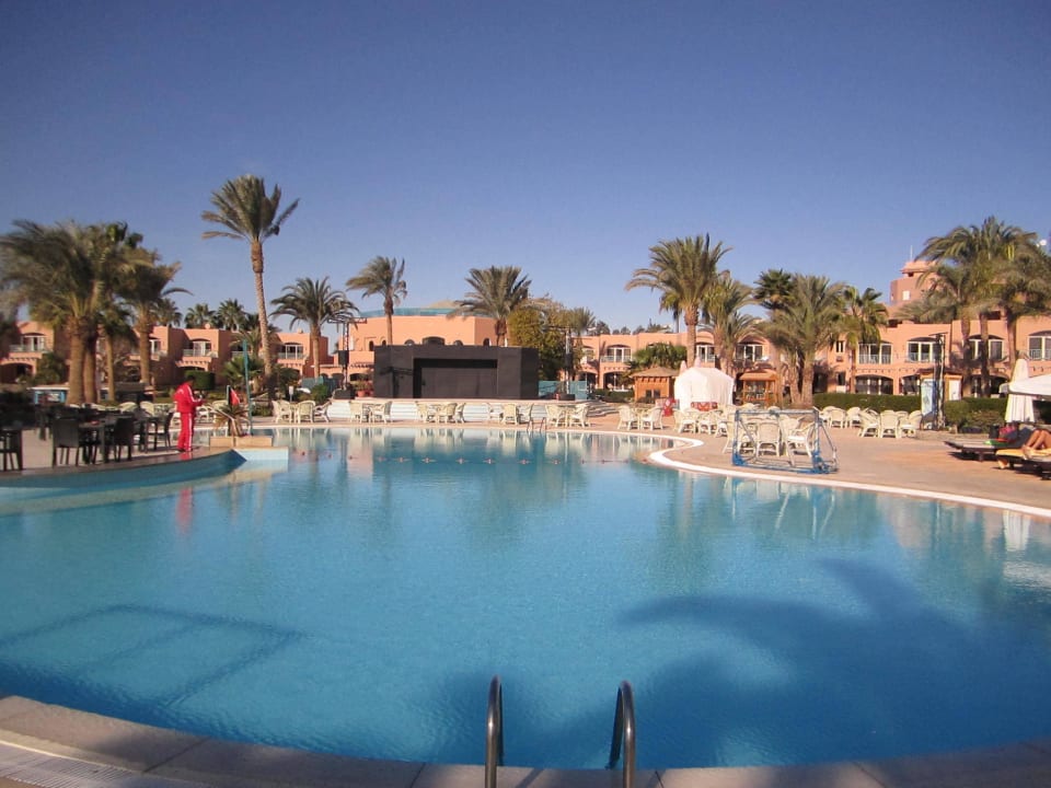 Blick zur Abendshowbühne Club Paradisio El Gouna, Red Sea