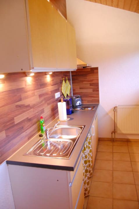 Baum FeWo Küche 1 Gästehaus am Sonnenhang