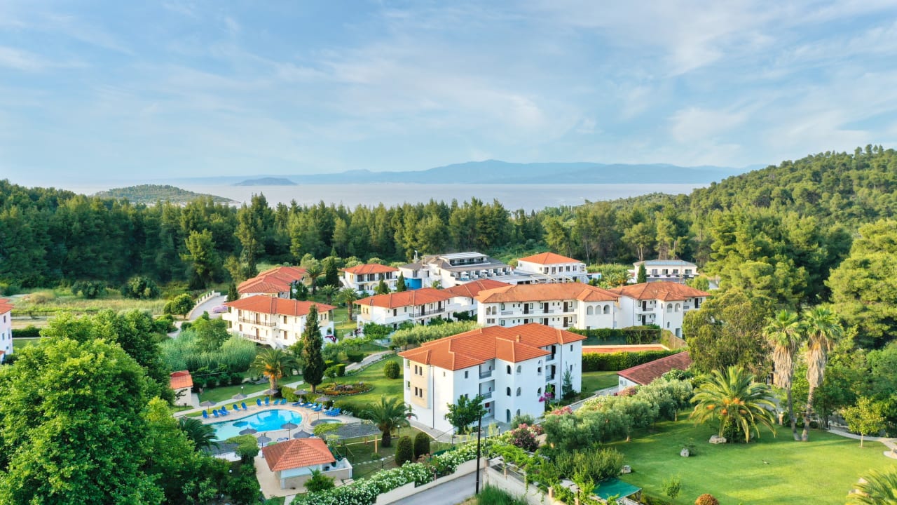 Außenansicht Hotel Chrousso Village