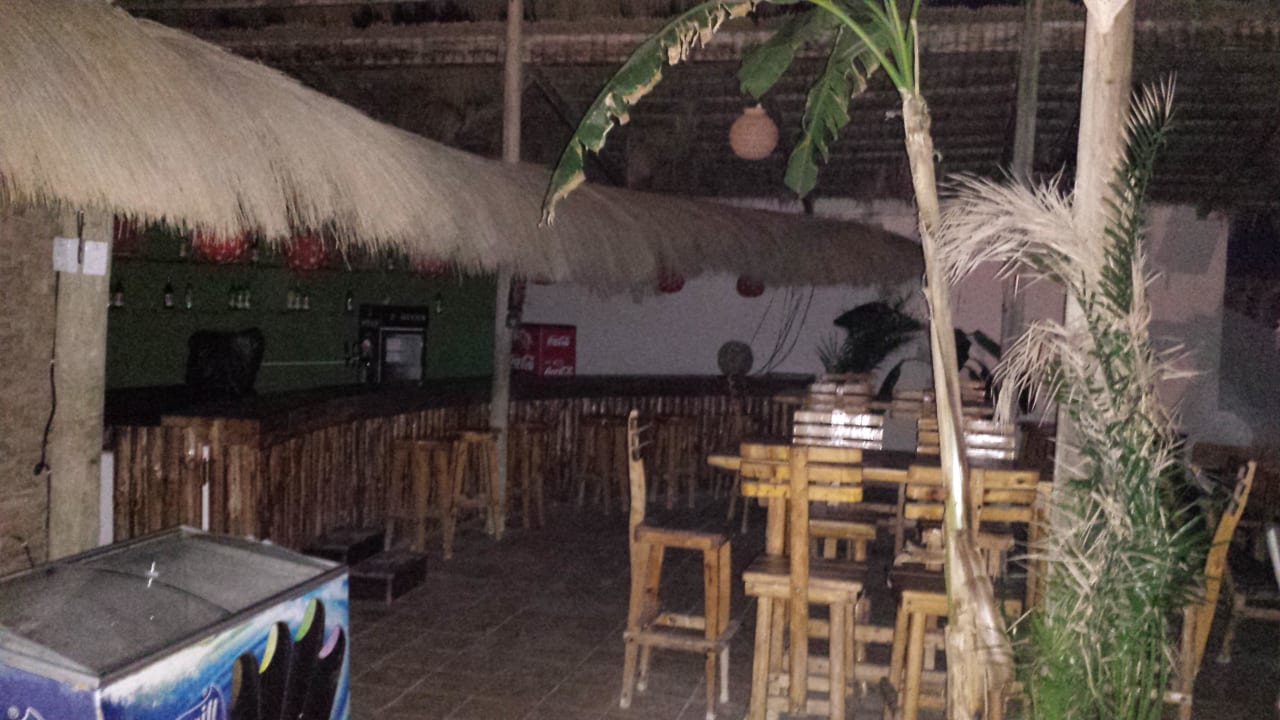 Strand-Bar Hotel Royal Nozha