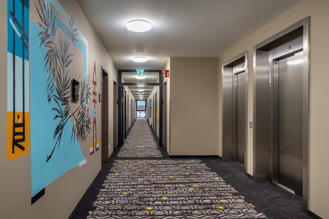 Sonstiges Holiday Inn - the niu, Timber Esslingen