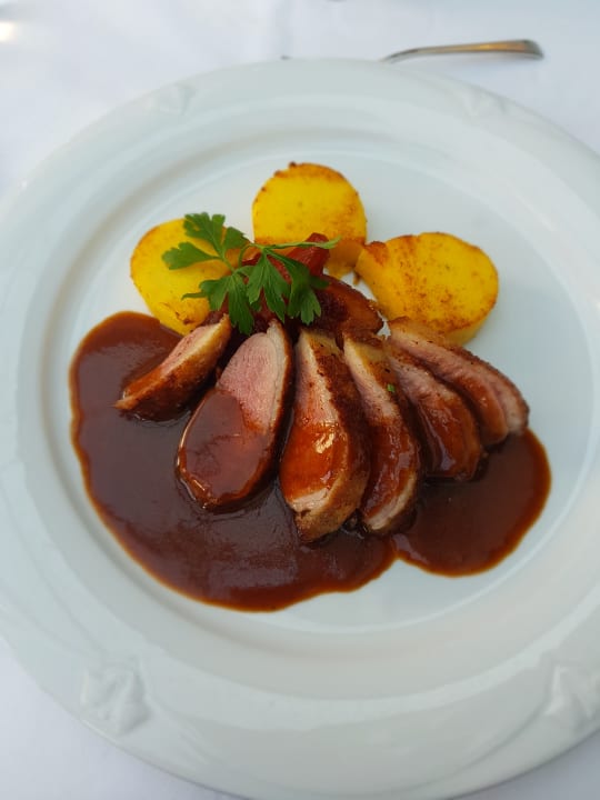 Gastro Boutique Hotel Bellevue Lermoos