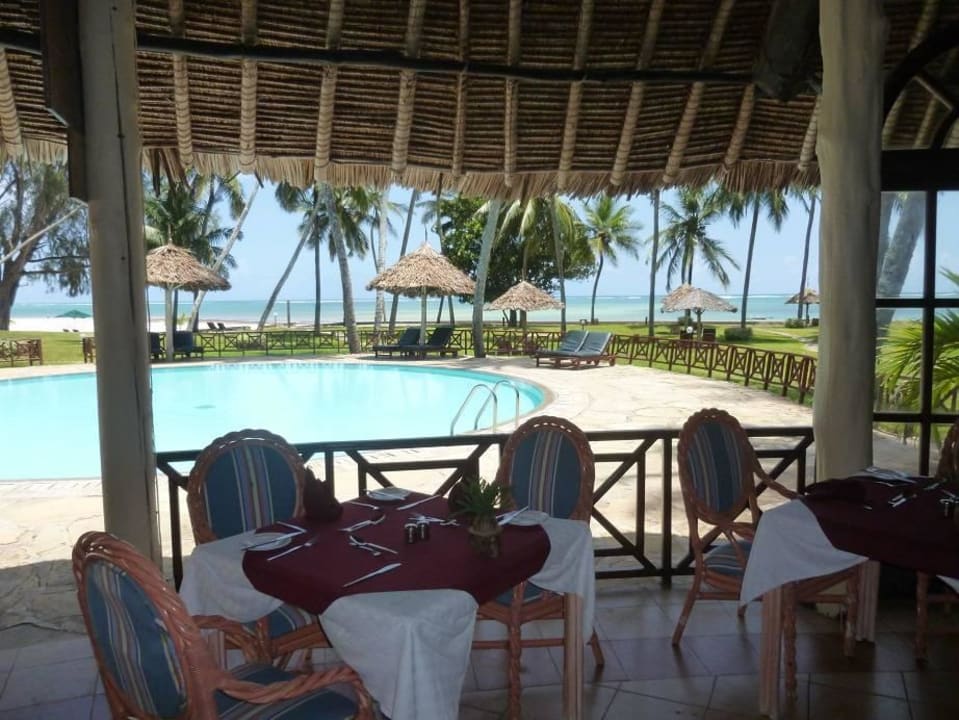 Blick aus dem Restaurant Neptune Paradise Beach Resort & Spa