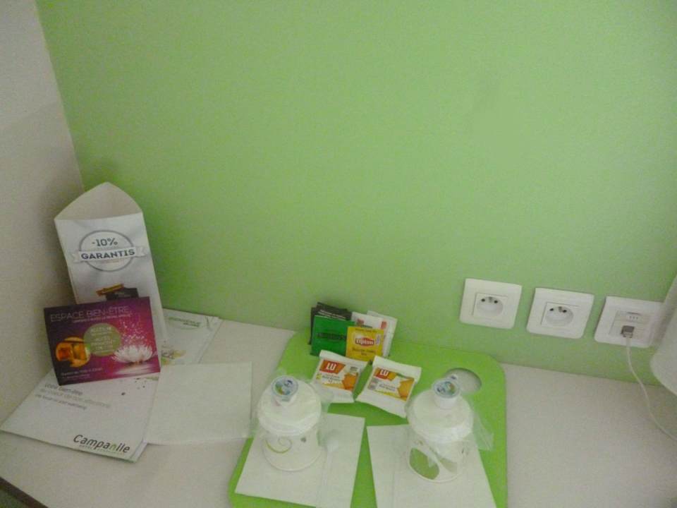 Zestaw do herbaty i kawy Hotel Campanile Roissy Le Mesnil Amelot