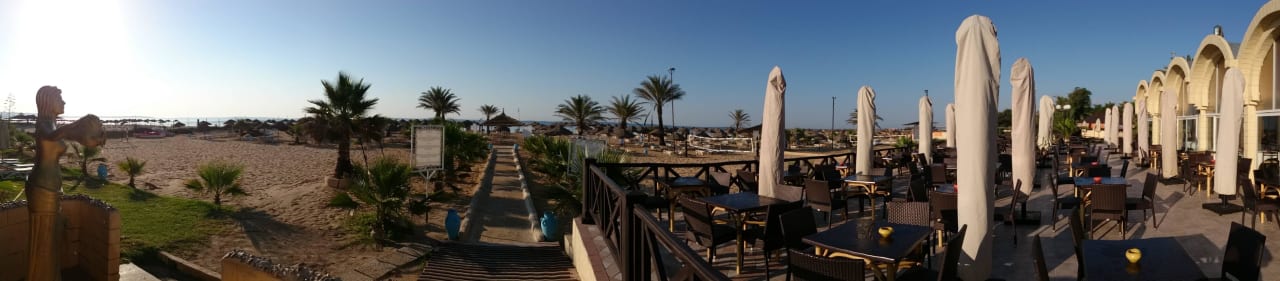 Panorama plaży Hotel Paradis Palace