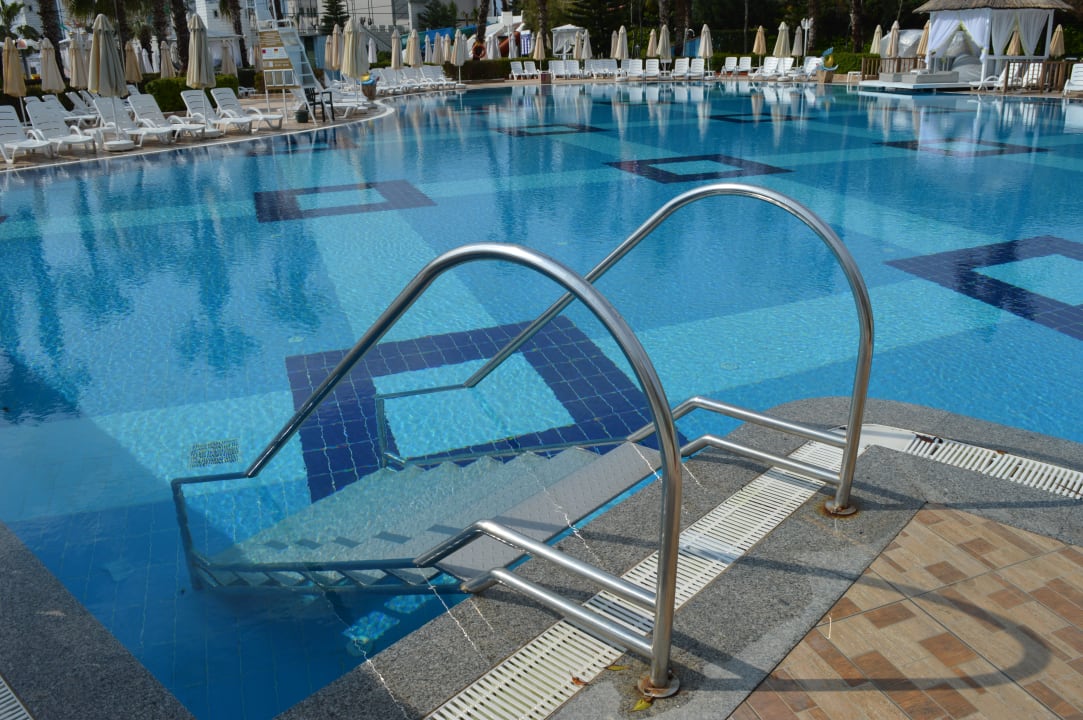 Pool Hotel Delphin Imperial